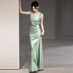 Sleeveless V-Neck Plain Open Back Satin Mermaid Evening Gown