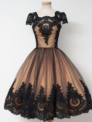 Black Lace Short Vintage Prom Dress with Cap Sleeves