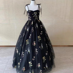 Bordado floral de lujo vestidos de noche negros largos