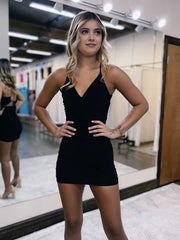 Black Criss Cross Bodycon Spaghetti Straps Homecoming Dress