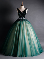 Green Tulle Sequins V-neck Appliques Quinceanera Dress