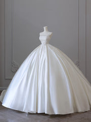 Princess Ball Gown Strapless Sleeveless Pleats White Satin Lace Wedding Dress Bridal Dresses