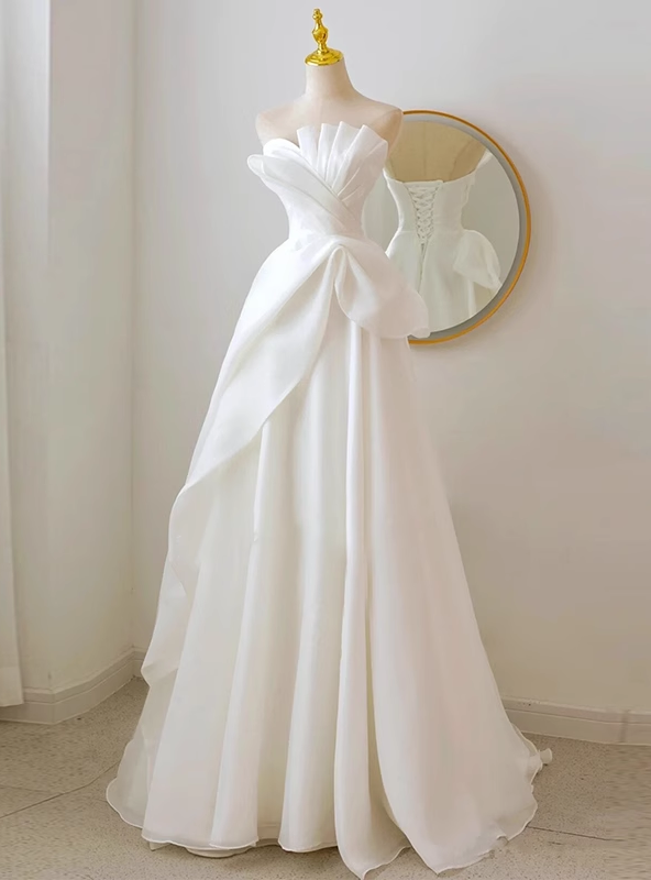 White Organza Strapless Pleats Wedding Dress