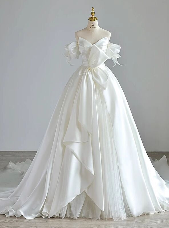 White Satin Strapless Puff Sleeve Wedding Dress