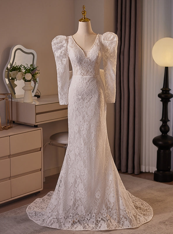 White V-neck Long Sleeve Lace Wedding Dress