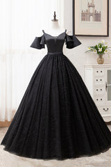 Homecoming Dresses With Sleeves, Black V-Neck Tulle Long Prom Dresses, A-Line Black Evening Dresses