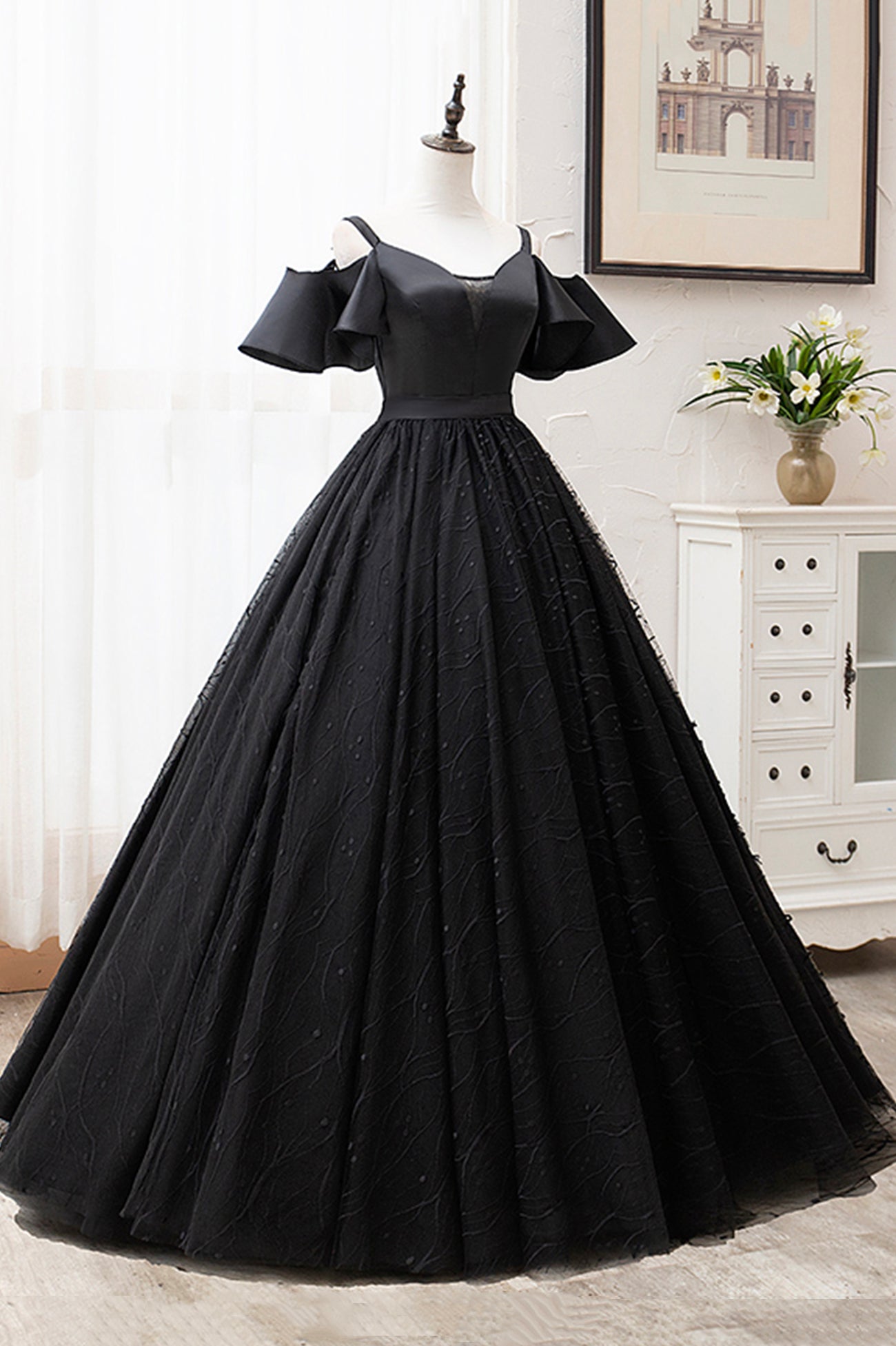 Homecoming Dresses Knee Length, Black V-Neck Tulle Long Prom Dresses, A-Line Black Evening Dresses